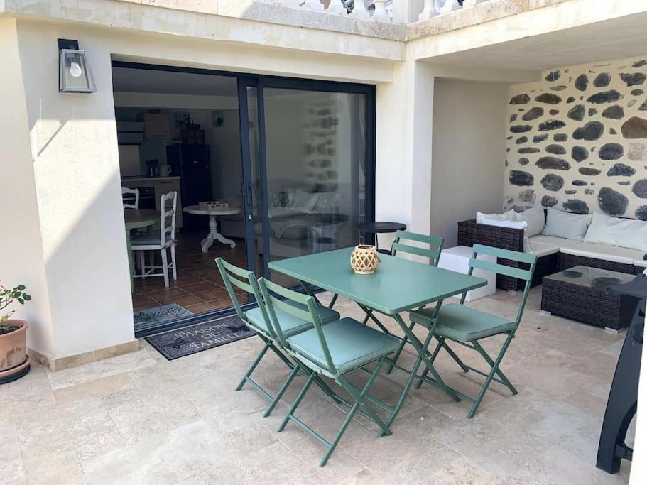 Appartement Bas De Maison Lavilledieu  المظهر الخارجي الصورة